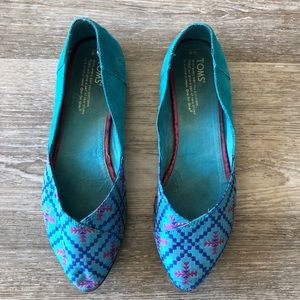 TOMS ballet flats